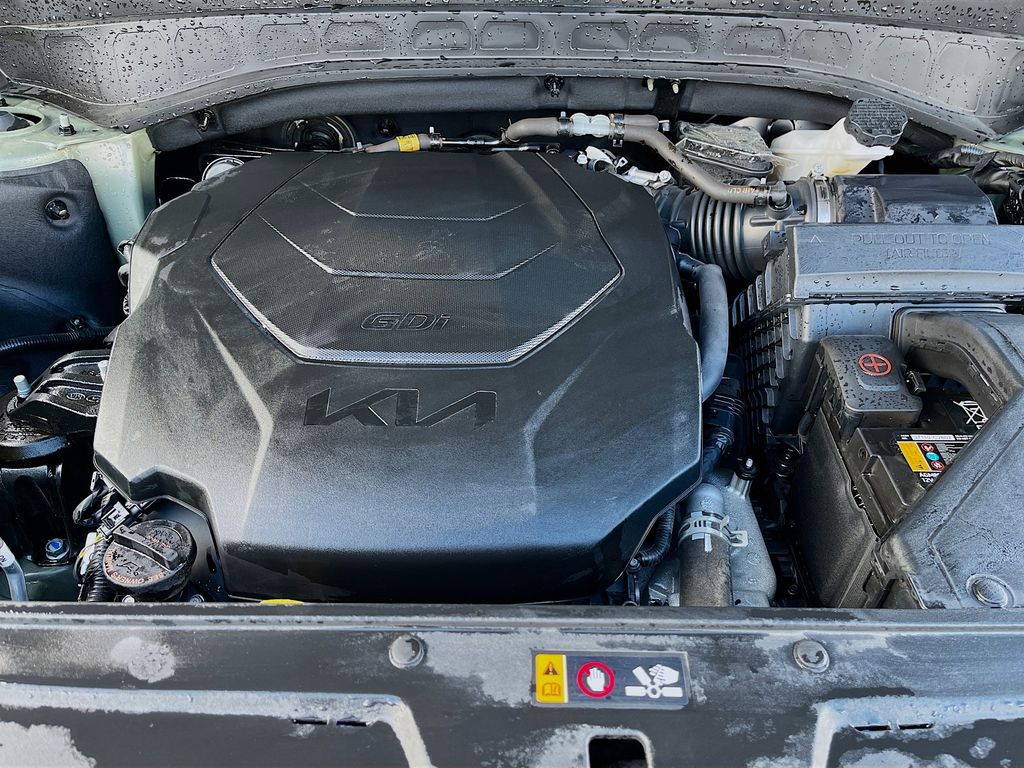 Used 2024 Green Kia EX X-Line image 30