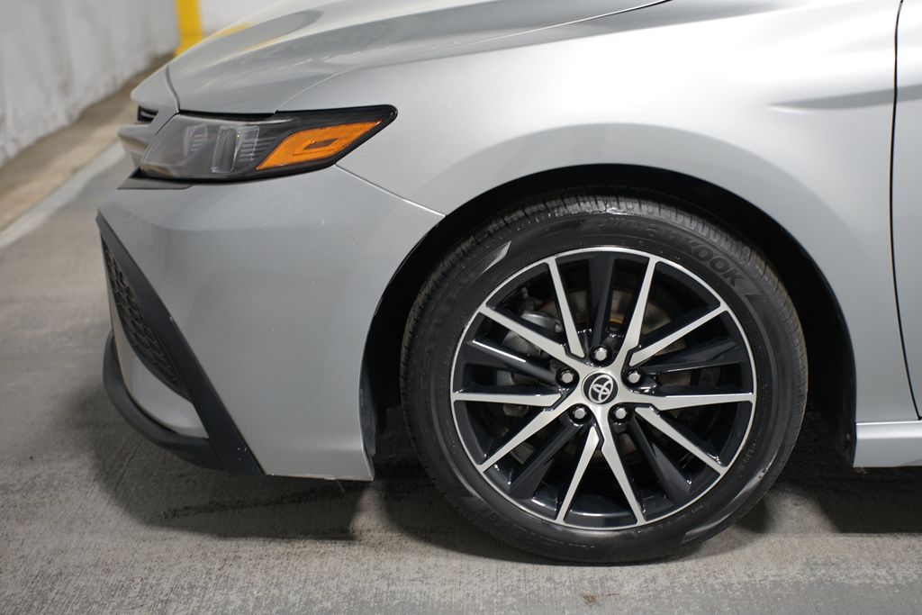 2023 Toyota Camry SE 5
