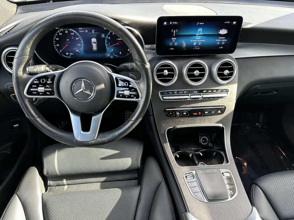 2021 Mercedes-Benz GLC 300 8