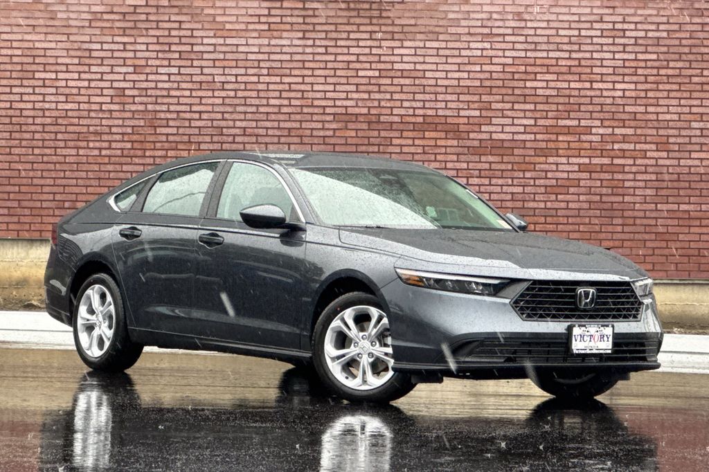 New 2026 Meteorite Gray Metallic Honda LX image 2