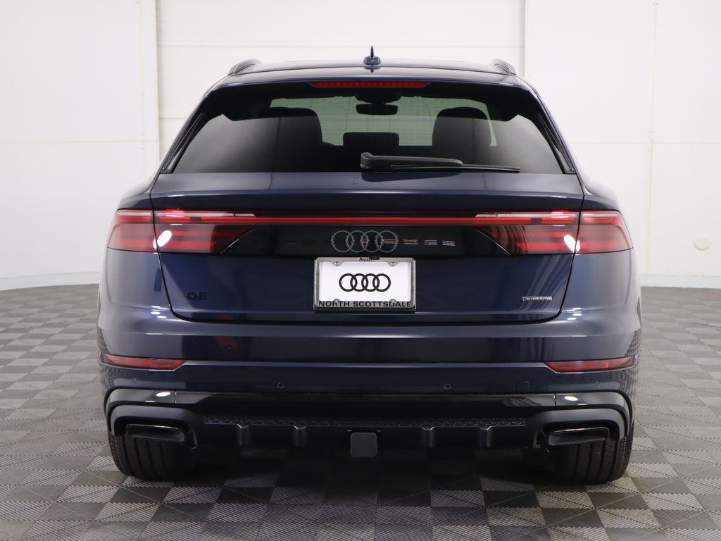 Thumbnail: 2025 Audi Q8 - 6