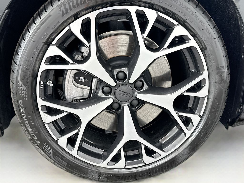 Thumbnail: 2026 Audi A6 - 31