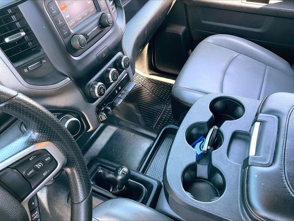 2023 Ram 3500 — photo 19