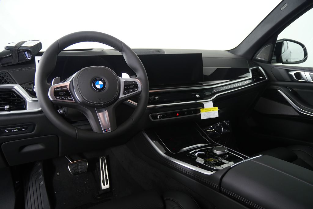 Thumbnail: 2026 BMW X5 - 17