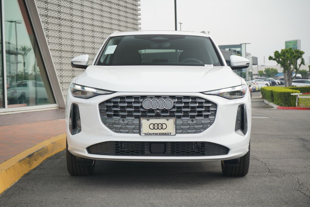 Thumbnail: 2025 Audi Q5 - 4