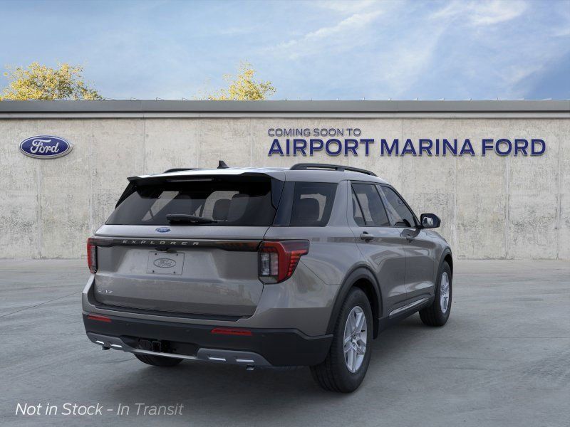 2025 Ford Explorer Active 9