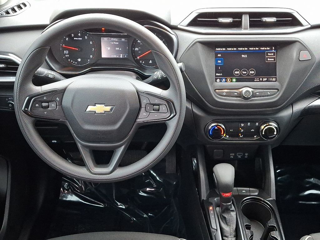 Thumbnail: 2021 Chevrolet TrailBlazer - 11