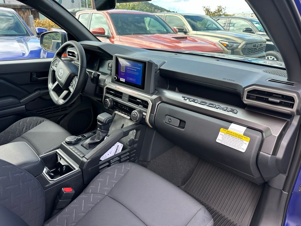 2025 Toyota Tacoma SR5 Double Cab photo 6