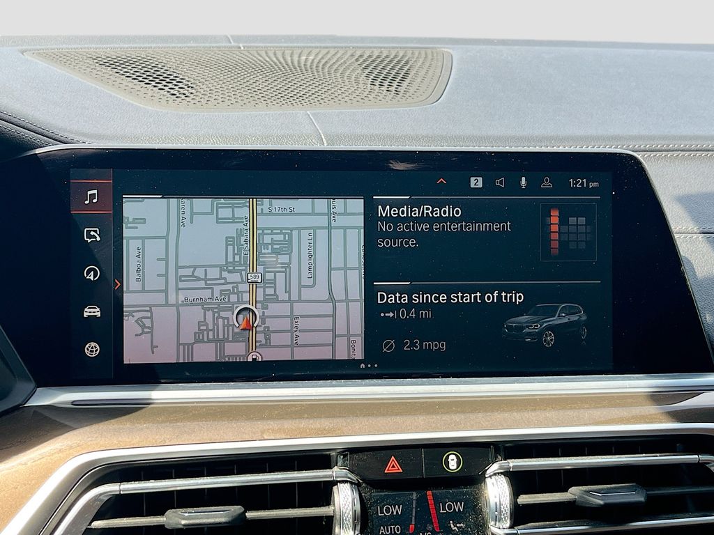 Used 2022 Gray BMW sDrive40i image 15