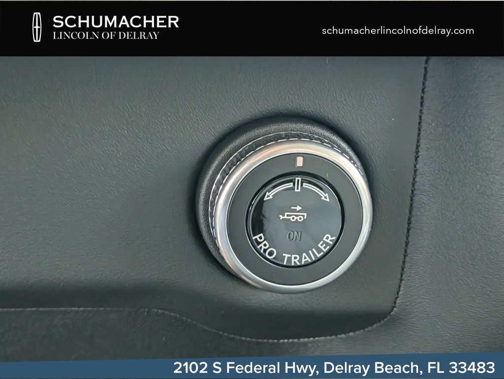 new 2026 Lincoln Navigator L car, priced at $98,640