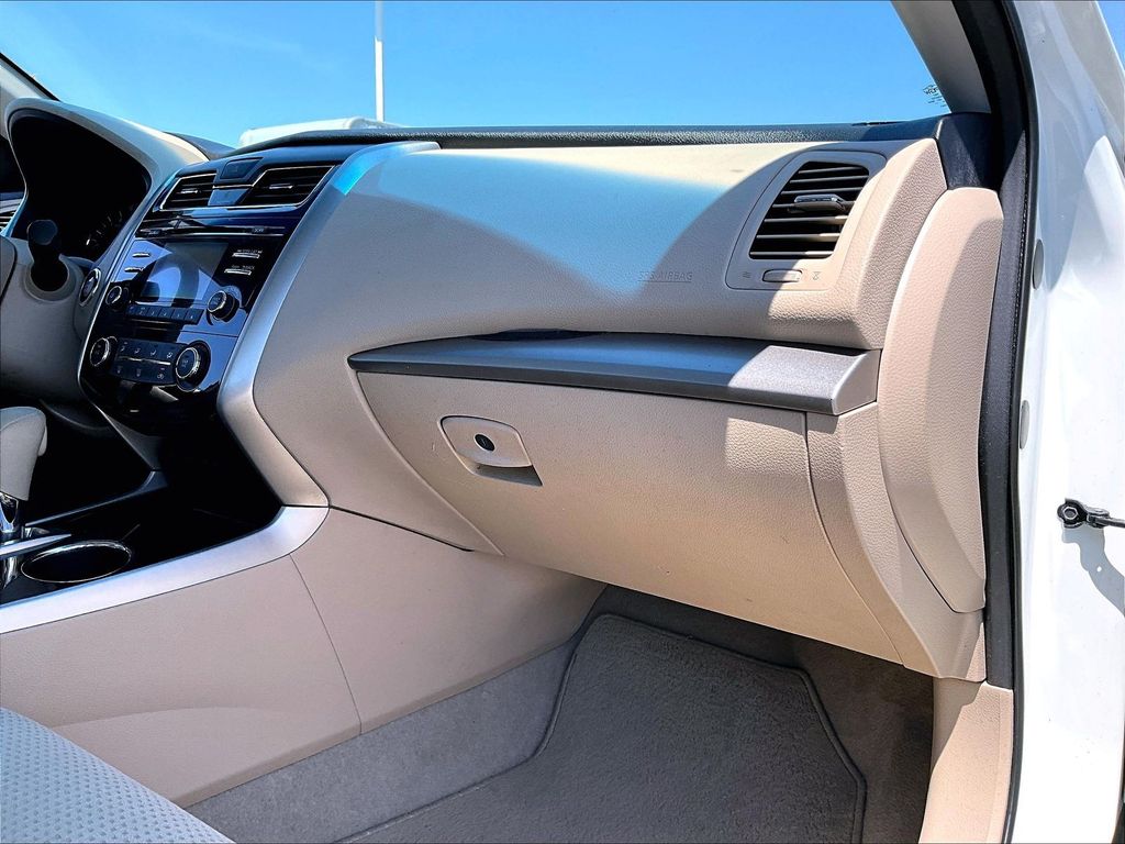 2014 Nissan Altima — photo 13