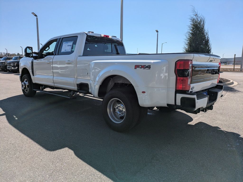 2026 Ford F-350 Super Duty Platinum