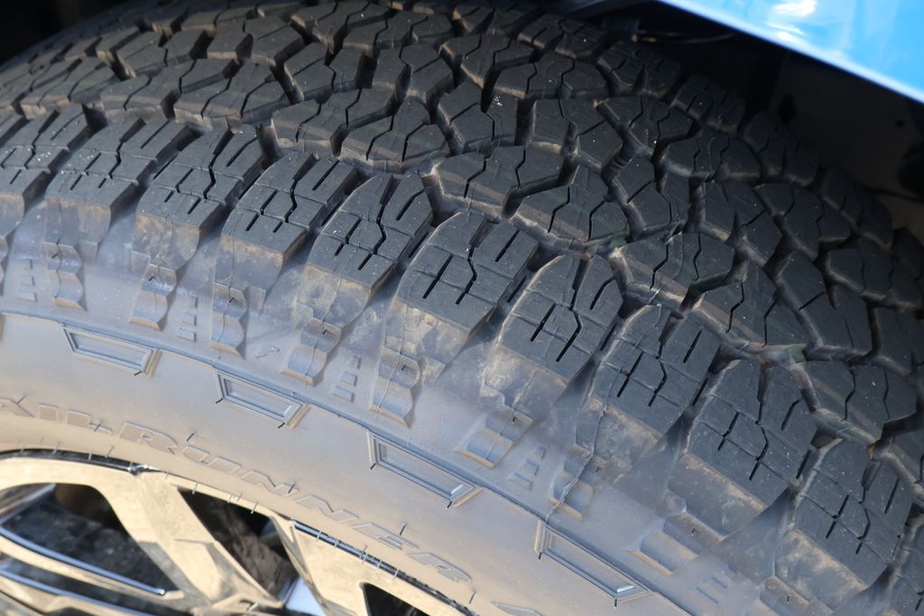 Thumbnail: 2026 Chevrolet Silverado 1500 - 10