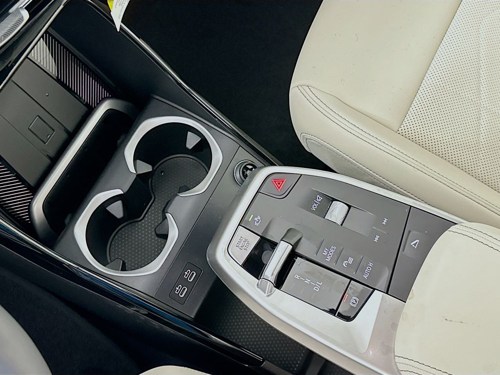 Thumbnail: 2026 BMW X1 - 15