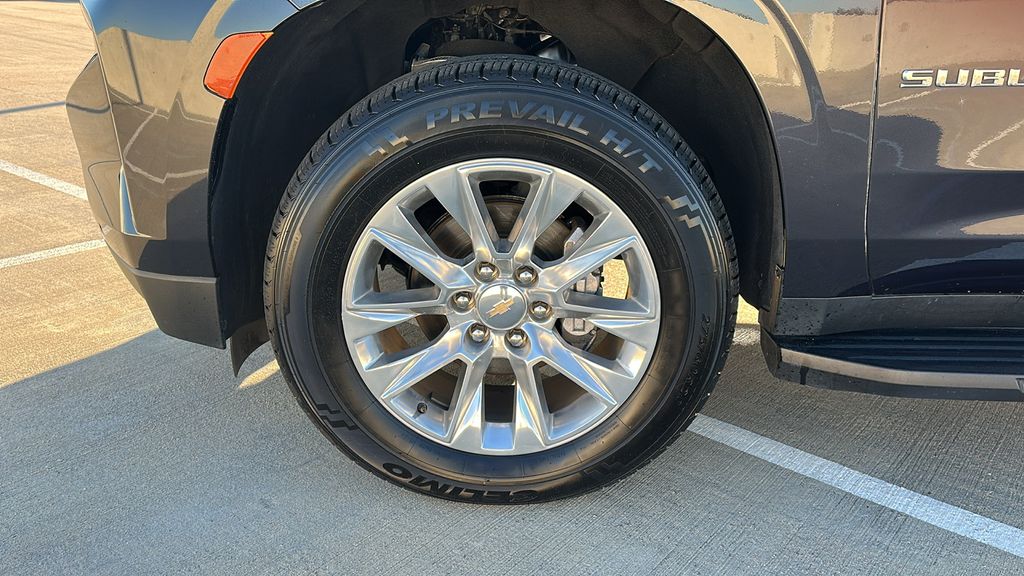 2023 Chevrolet Suburban Premier Gray at Baytown Hyundai
