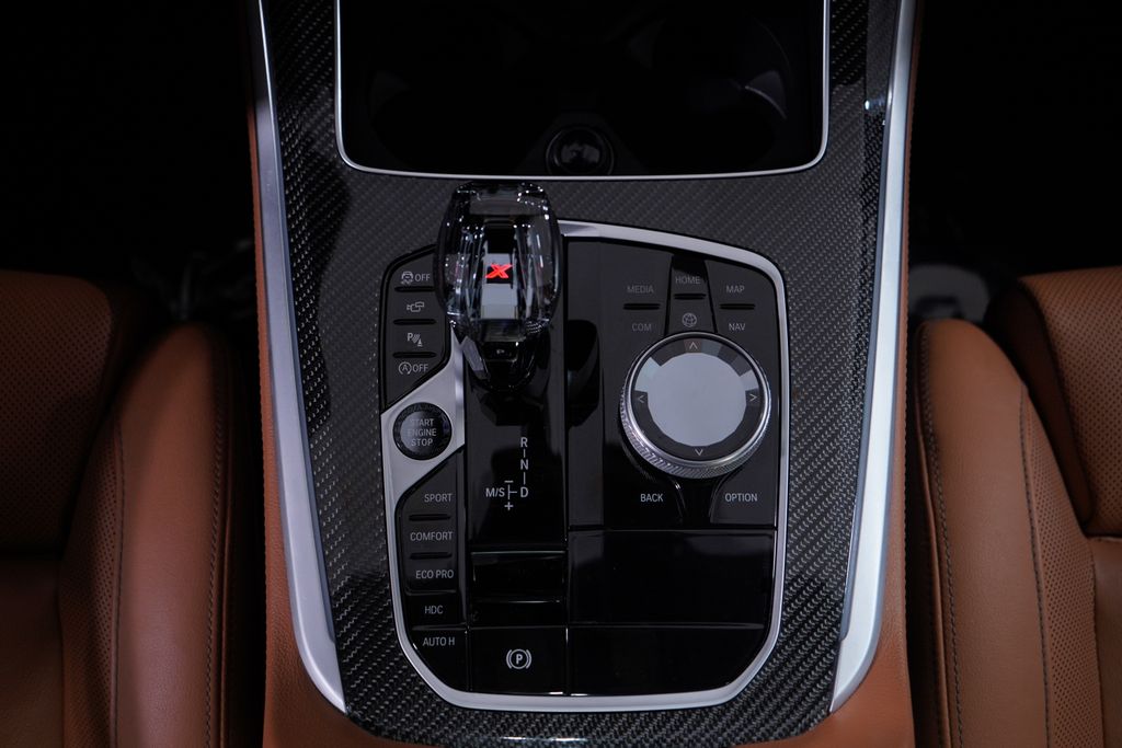 Thumbnail: 2022 BMW X5 - 14