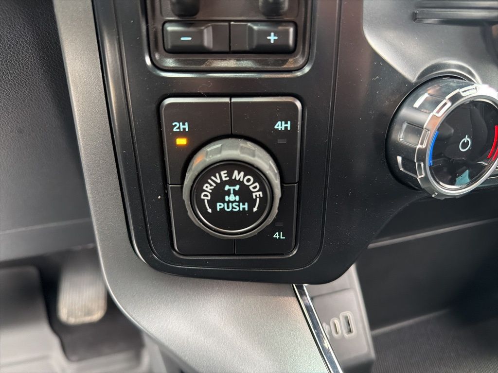 New 2026 White Ford XLT image 14