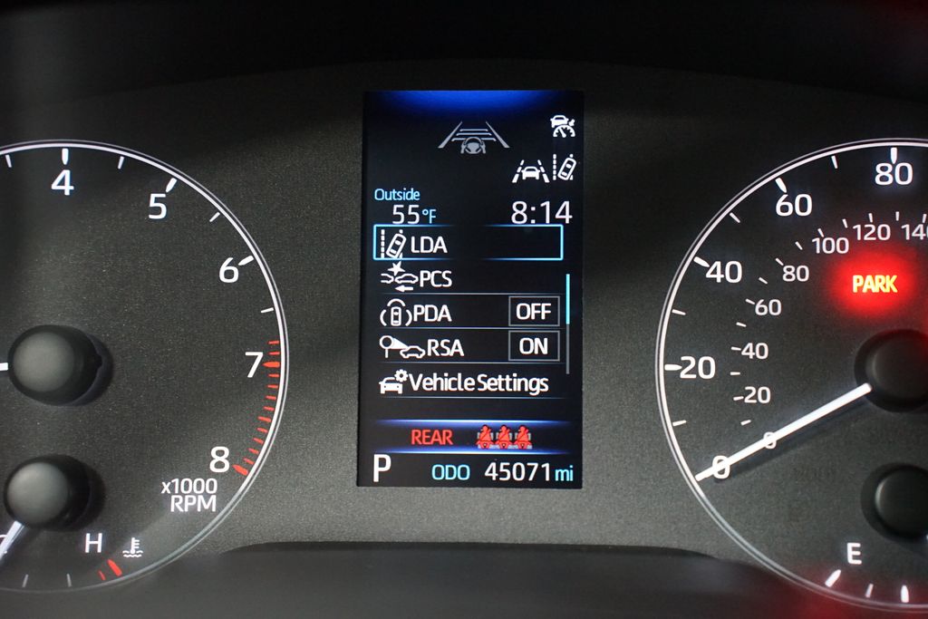 Thumbnail: 2024 Toyota Corolla - 16