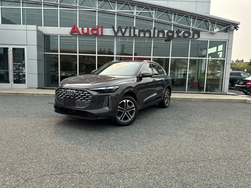 Tambora Gray Metallic 2025 Audi Q5 SUV / Crossover All-Wheel Drive 7-Speed Automatic