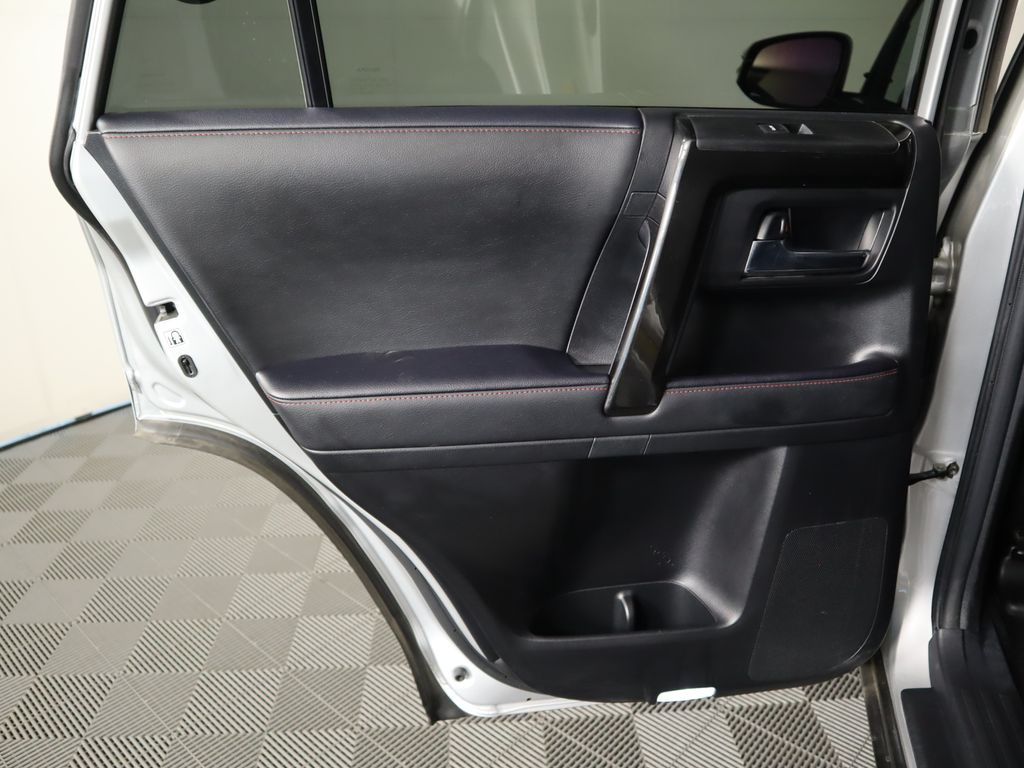 Thumbnail: 2023 Toyota 4Runner - 27