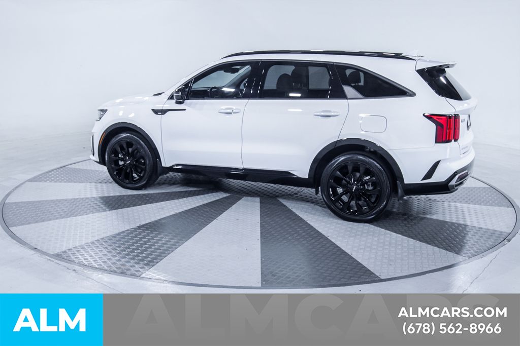 Used 2023 White Kia SX image 5