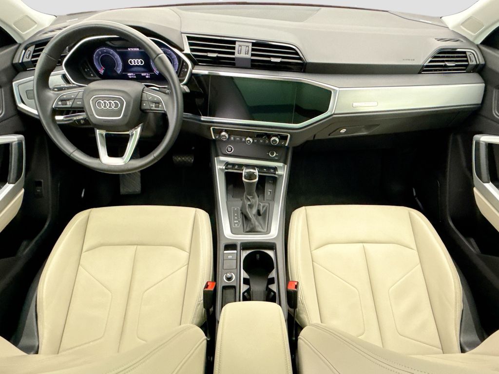 Thumbnail: 2021 Audi Q3 - 13