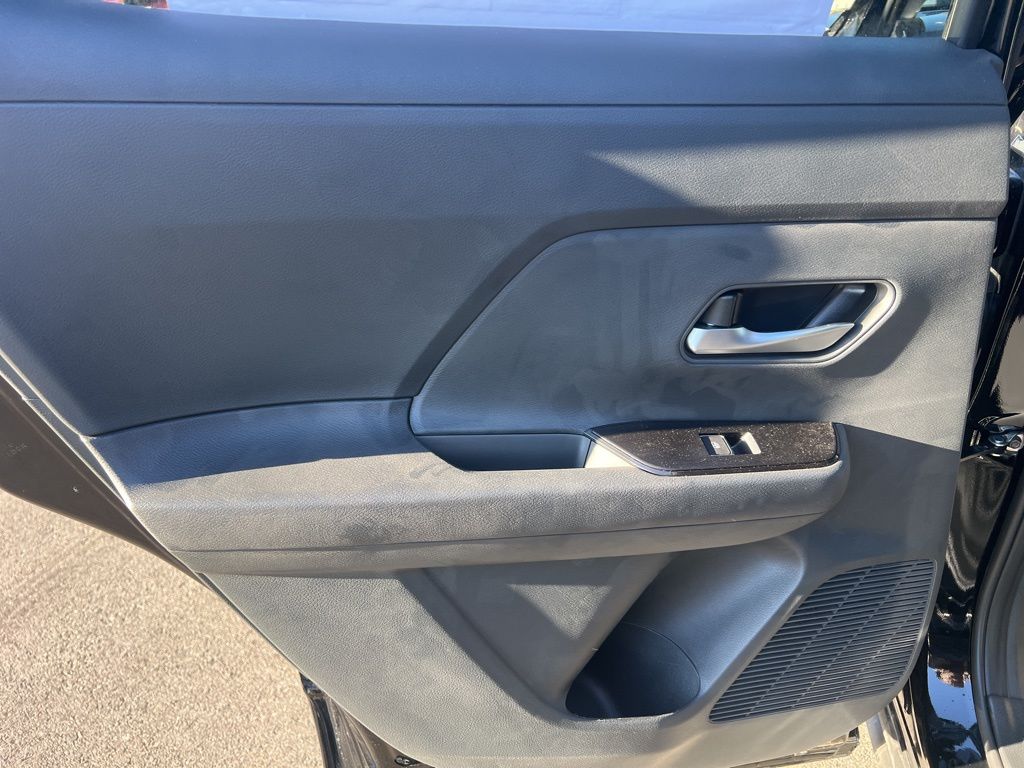 2026 Nissan KICKS SR AWD - Photo 31