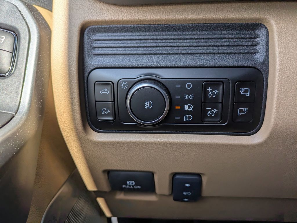 2026 Ford F-350 Super Duty LARIAT