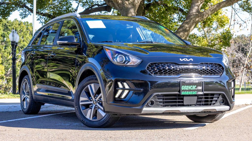 Used 2022 Kia Niro EX Premium 4D Sport Utility