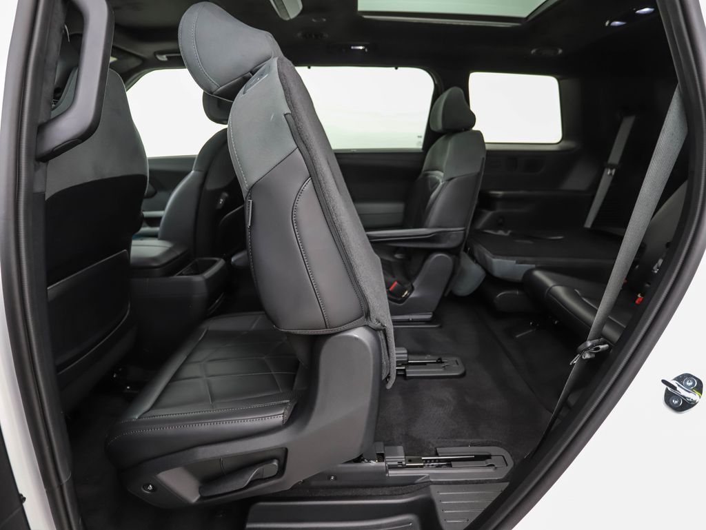 Thumbnail: 2027 Kia Telluride - 23