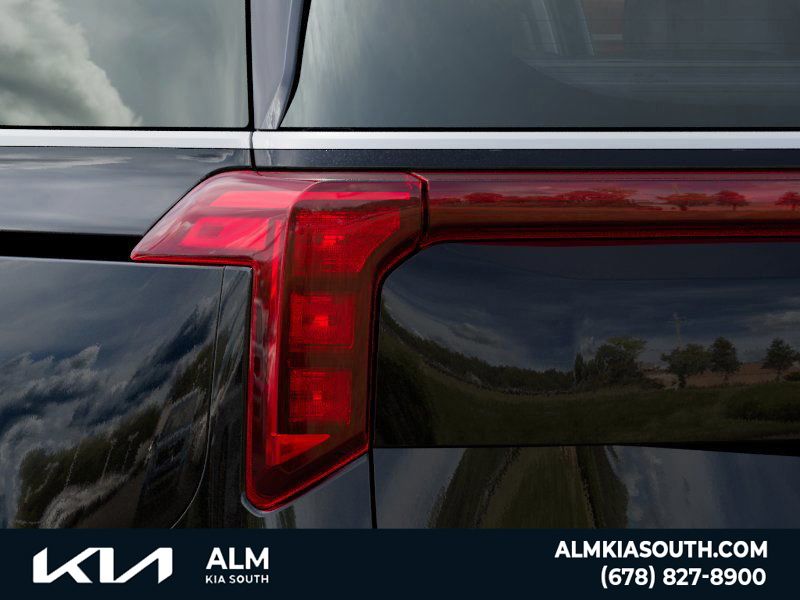 2026 Kia Carnival LXS photo 11