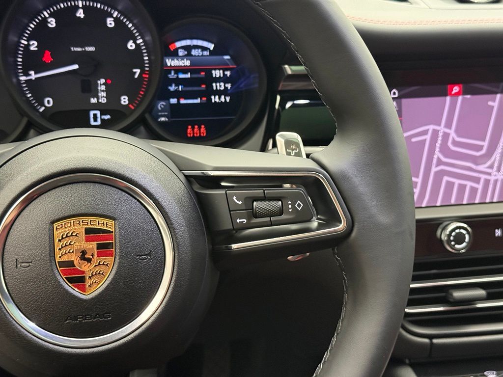 Thumbnail: 2026 Porsche Macan - 14