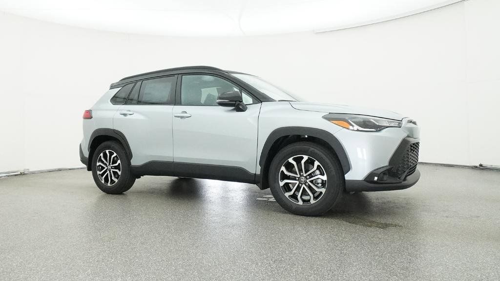 Thumbnail: 2025 Toyota Corolla Cross - 18