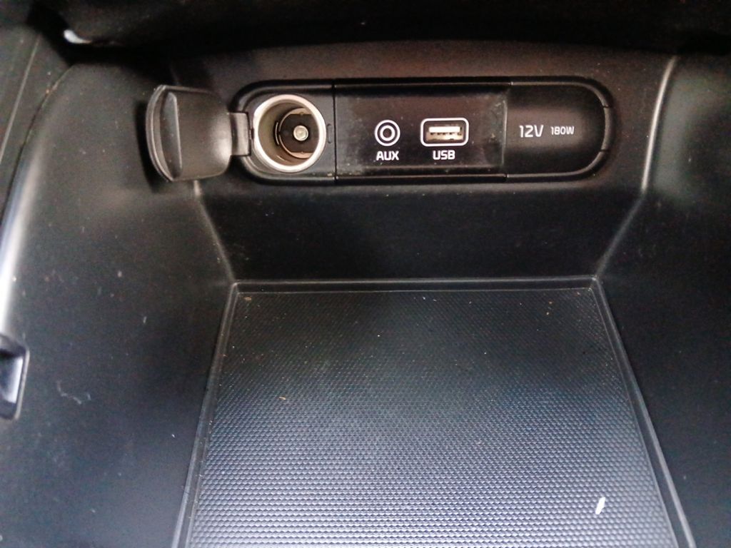 Used Car 2020 Kia Sorento  Lx For Sale Under $15,000 In Austin, Texas