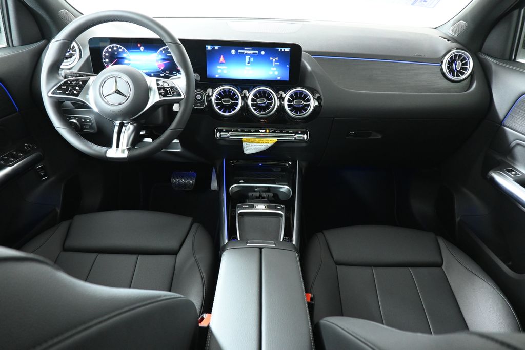 Thumbnail: 2026 Mercedes-Benz GLA - 4