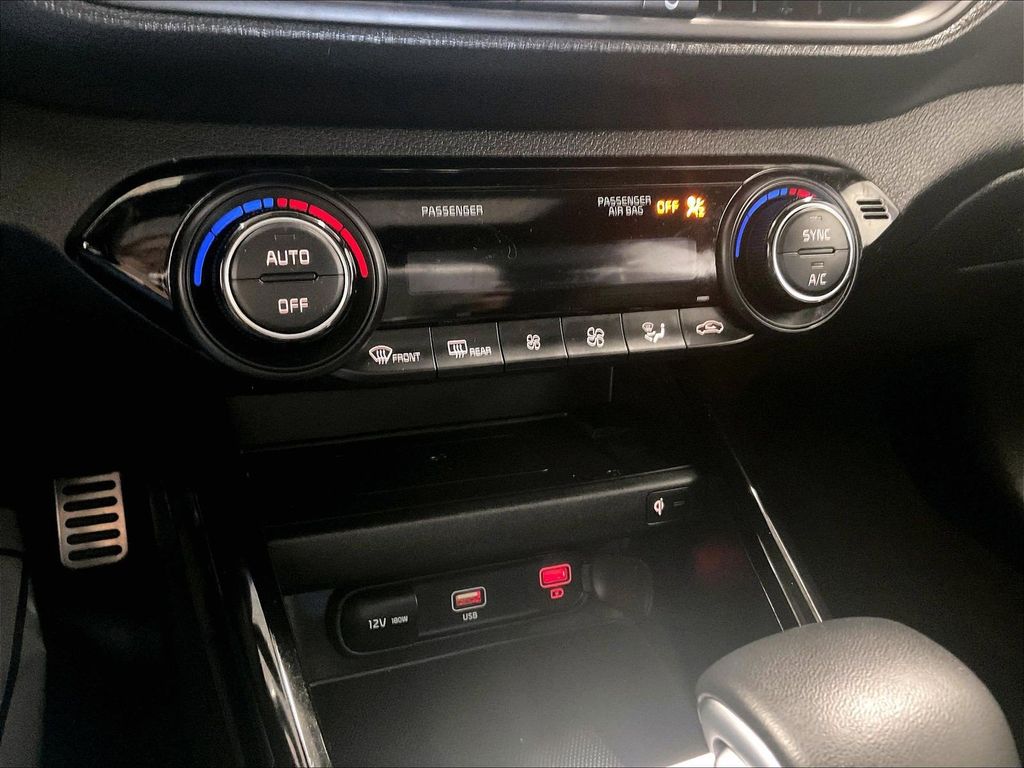 2024 Kia Forte — photo 26