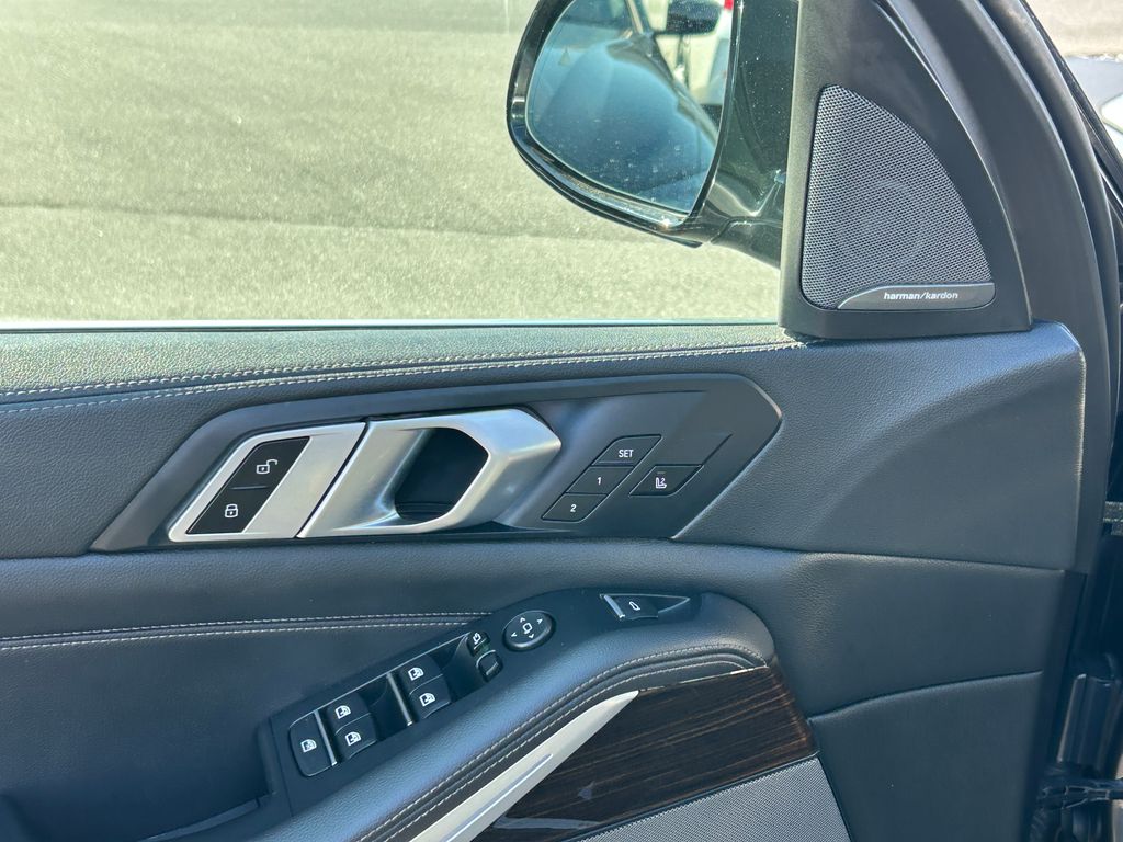 Thumbnail: 2020 BMW X5 - 12