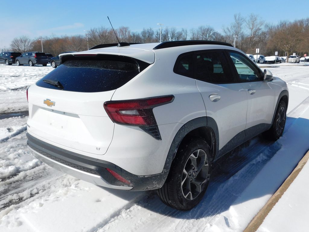 Thumbnail: 2025 Chevrolet Trax - 10