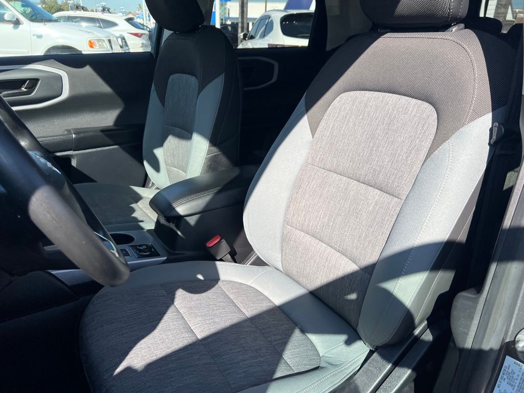 Thumbnail: 2022 Ford Bronco Sport - 16