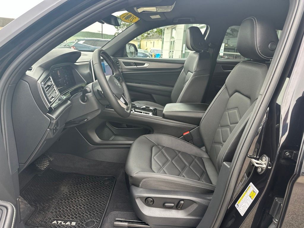 Used 2024 Volkswagen Atlas Cross Sport SUV