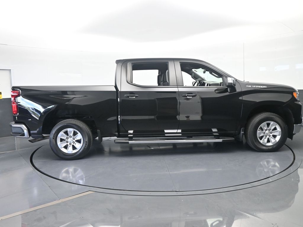 Used 2024 Black Chevrolet LT image 7