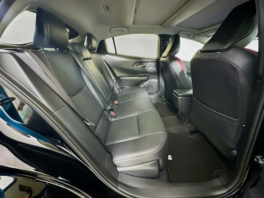 Thumbnail: 2024 Toyota Prius Prime - 25