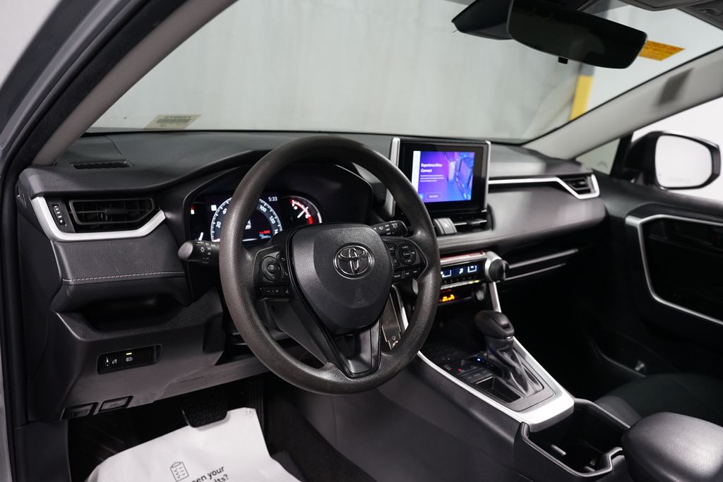 Thumbnail: 2024 Toyota RAV4 - 11