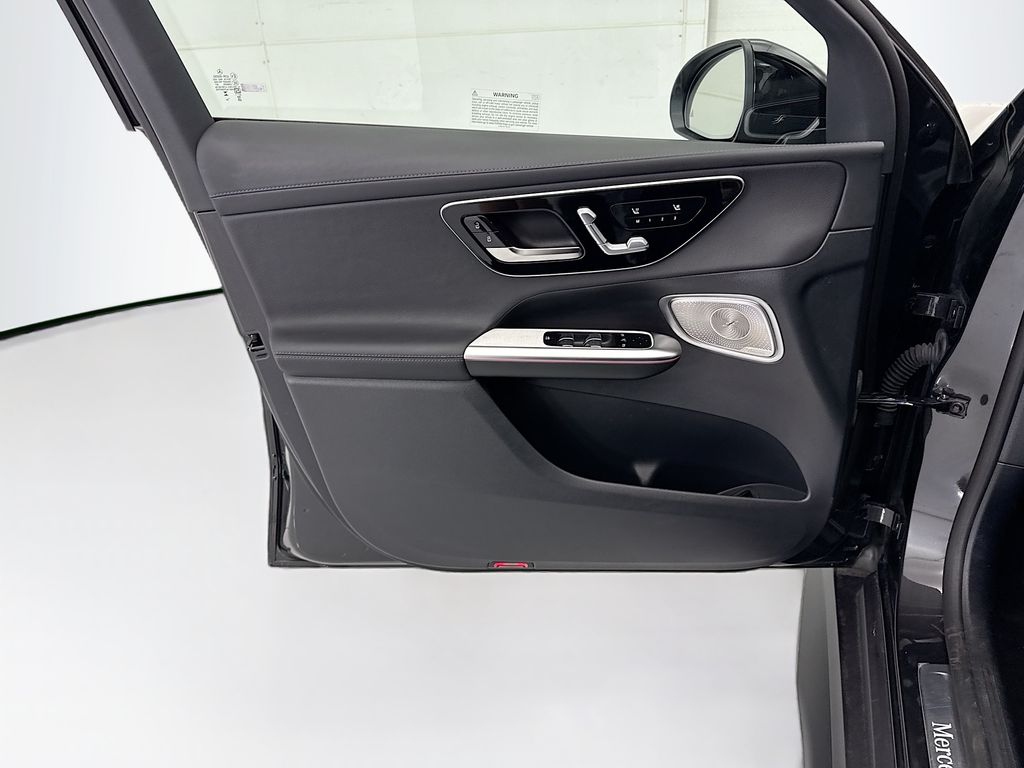 Thumbnail: 2026 Mercedes-Benz GLC - 23