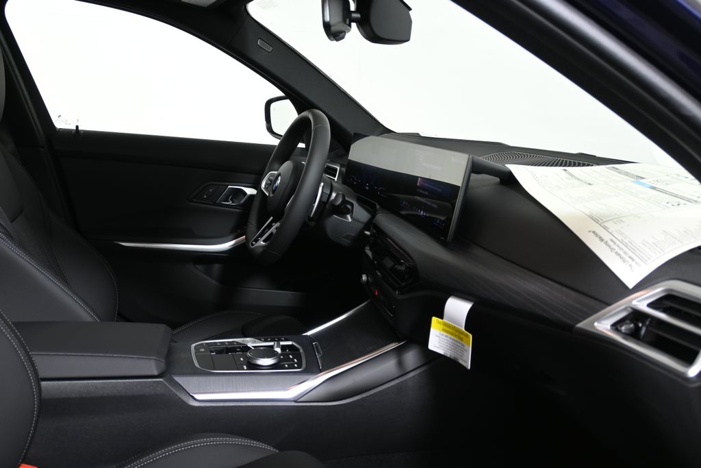 Thumbnail: 2026 BMW 3 Series - 32