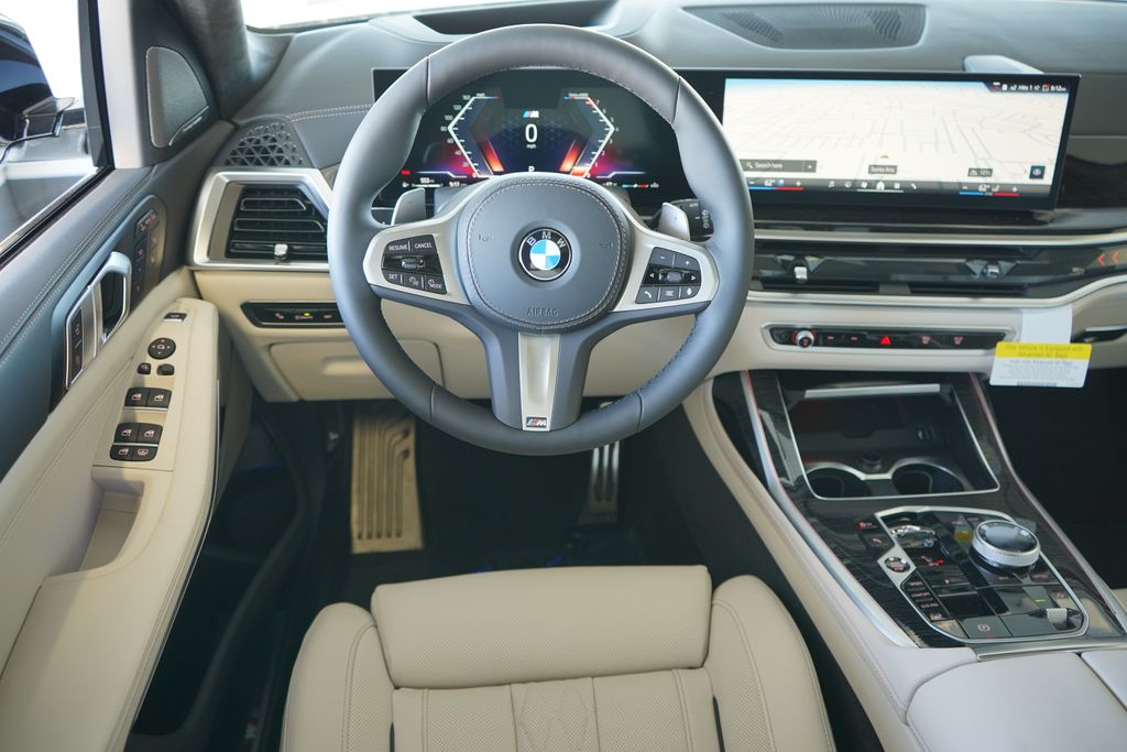 Thumbnail: 2026 BMW X7 - 16