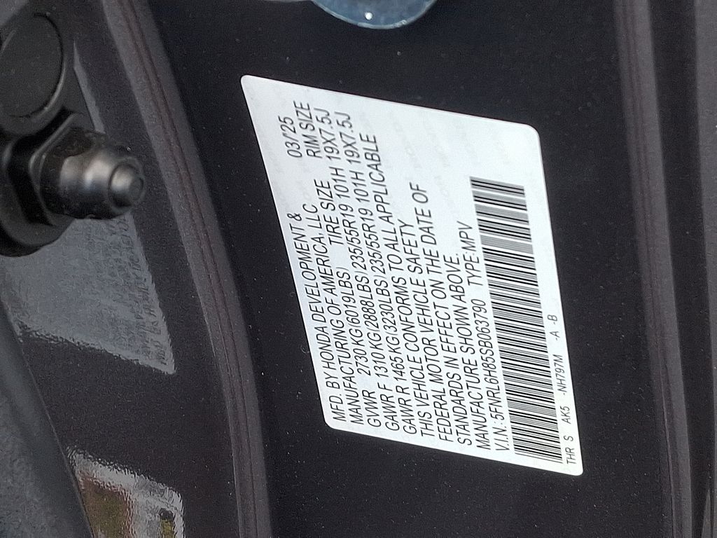 2025 Honda Odyssey Touring 10