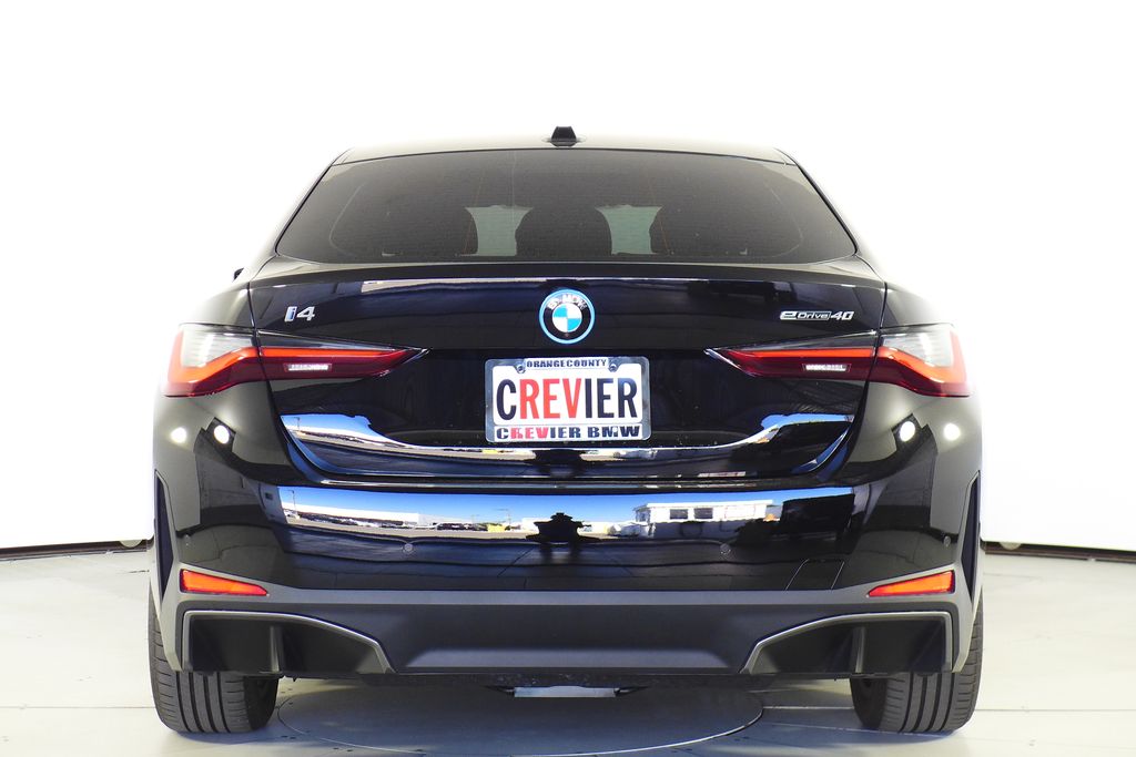 Thumbnail: 2025 BMW i4 - 8