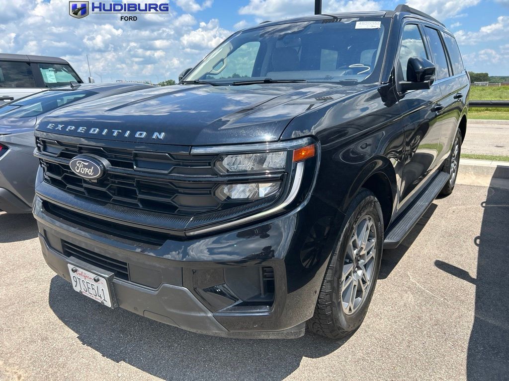  2025 Ford Expedition Active 4WD   