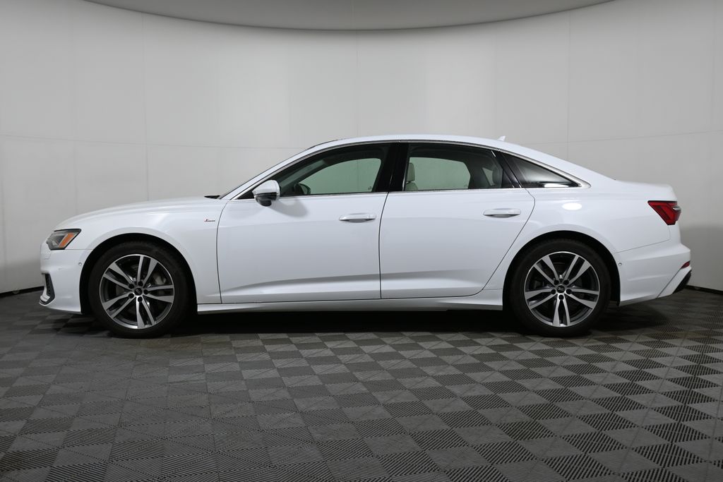 Thumbnail: 2022 Audi A6 - 2